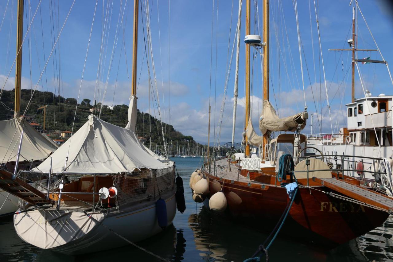 레 그라치에 La Tua Casa Vicino A Portovenere 빌라 외부 사진