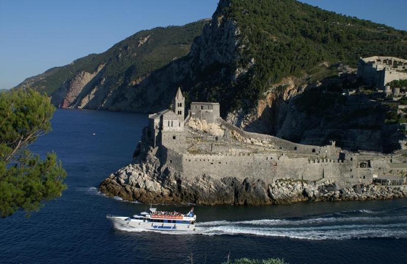 레 그라치에 La Tua Casa Vicino A Portovenere 빌라 외부 사진